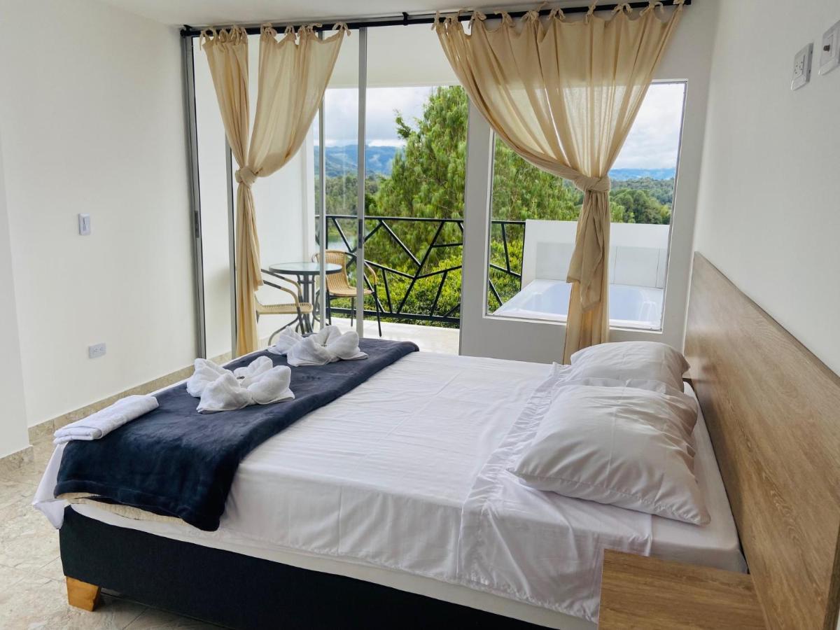 La Madriguera Hotel Guatape Exterior photo