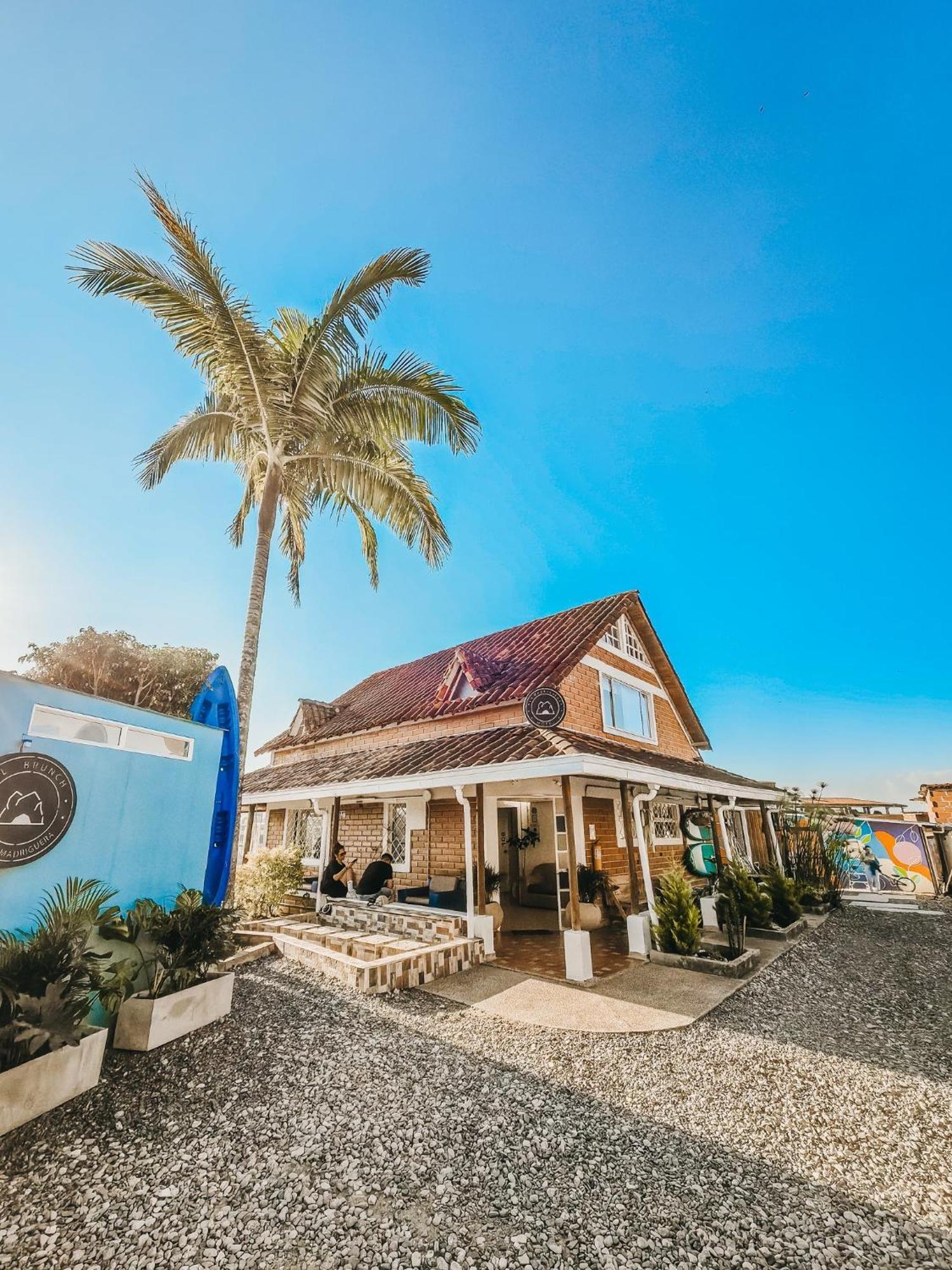 La Madriguera Hotel Guatape Exterior photo