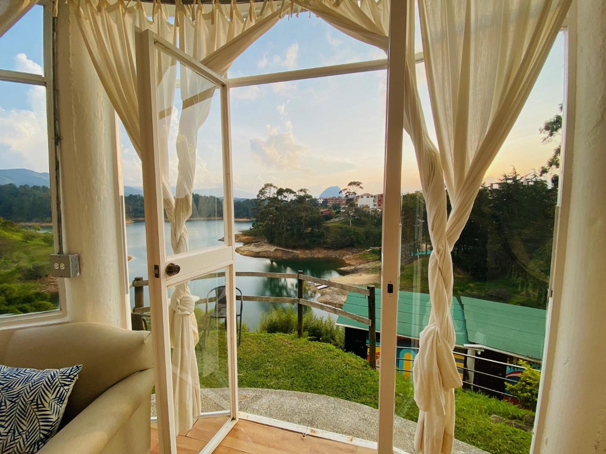 La Madriguera Hotel Guatape Exterior photo