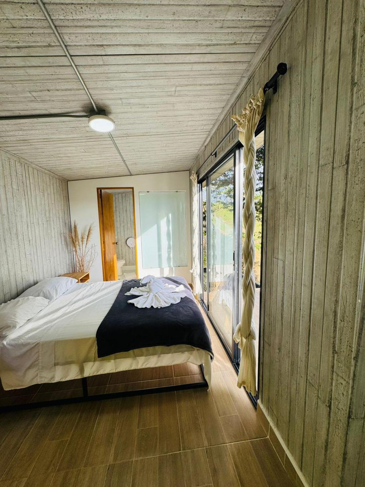 La Madriguera Hotel Guatape Exterior photo