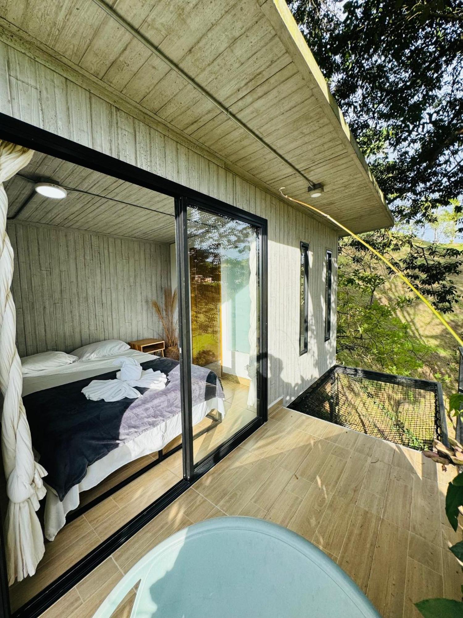 La Madriguera Hotel Guatape Exterior photo