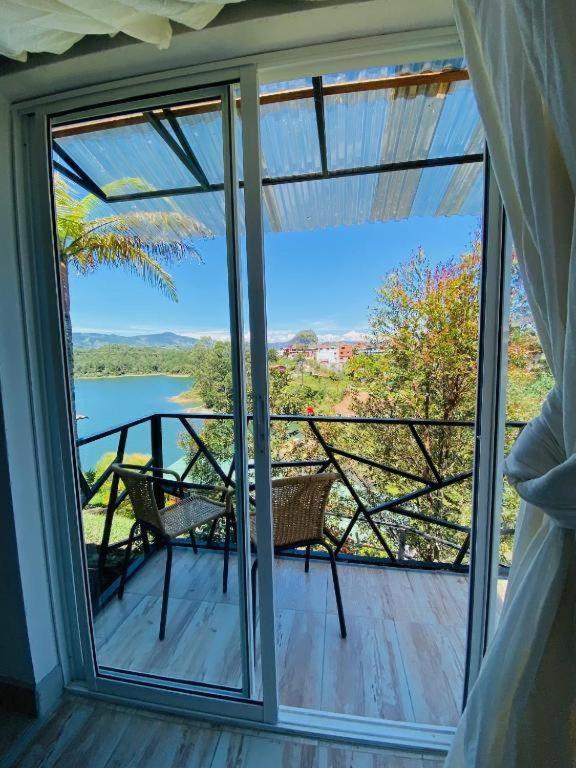 La Madriguera Hotel Guatape Exterior photo